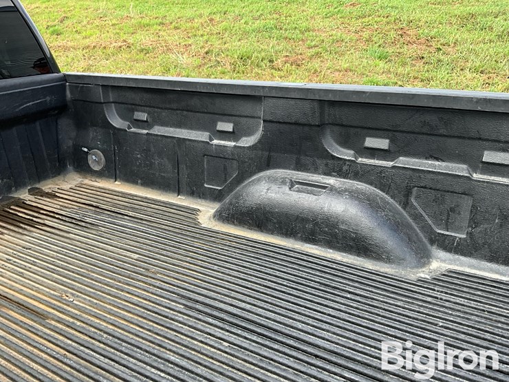 2008-chevrolet-silverado-2500hd-4x4-diesel-pickup-image-15