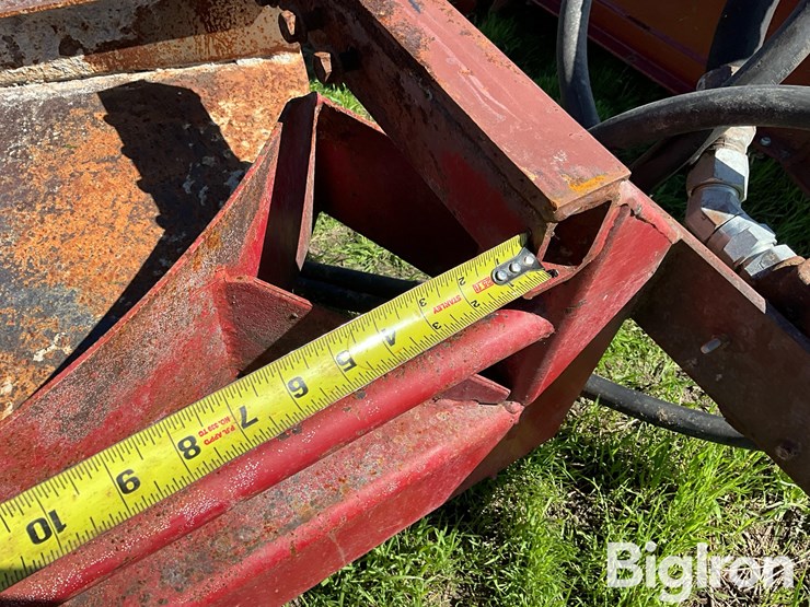 spread-all-litter/spinner-deck-manure-spreader-attachment-image-15