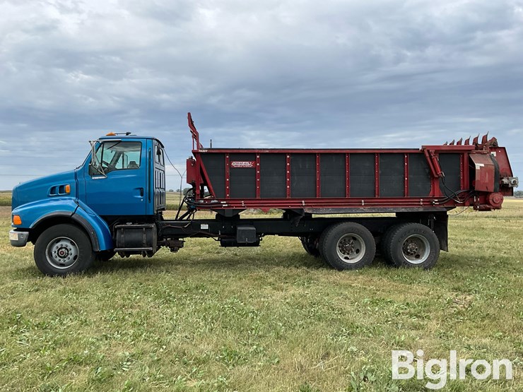 2000-sterling-l9500-t/a-manure-spreader-truck-w/spread-all-box-image-8