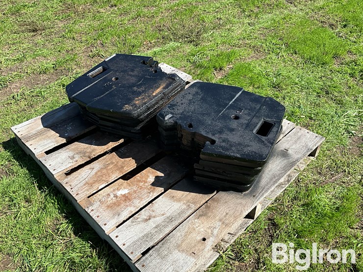 case-magnum/maxuum-tractor-suitcase-weights-image-3