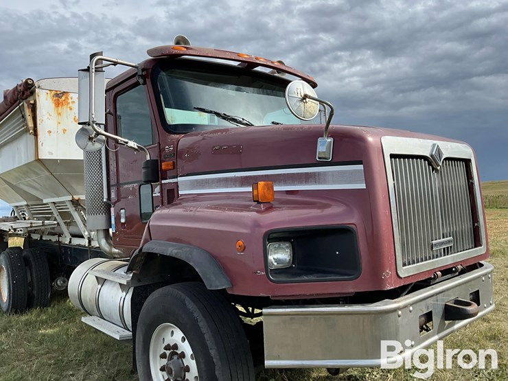 2001-international-5600i-t/a-fertilizer-tender-truck-image-10