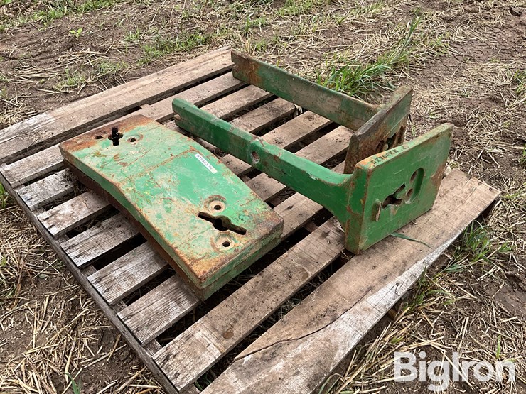 john-deere-tractor-front-stack-starter-weight-brackets-&-slab-weights-image-3