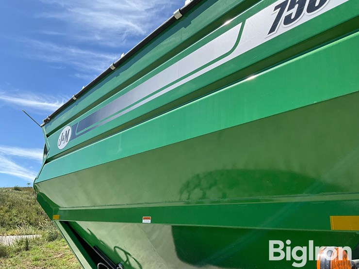 2014-j&m-750-18-grain-cart-image-19