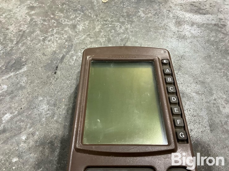 john-deere-greenstar-mobile-processor-brown-box-w/autotrac-key-&-data-cards-image-17