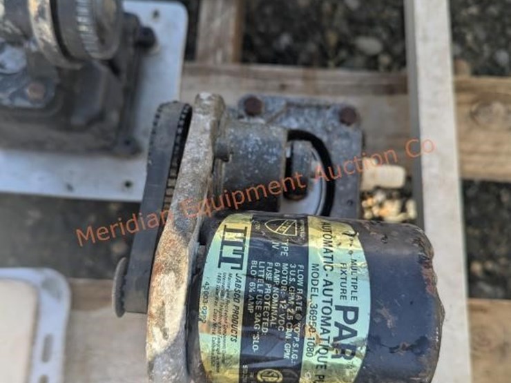 crate-assorted-rv-parts-and-supplies-image-11