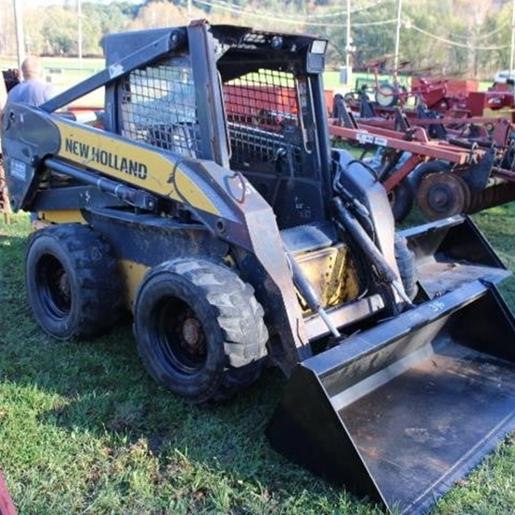 NEW HOLLAND L180