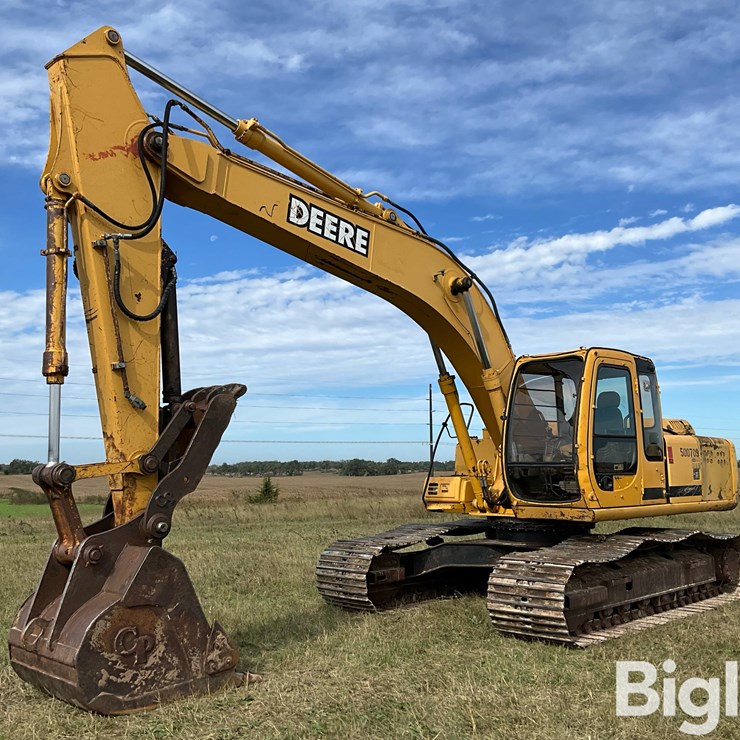 1998 John Deere 200LC Excavator