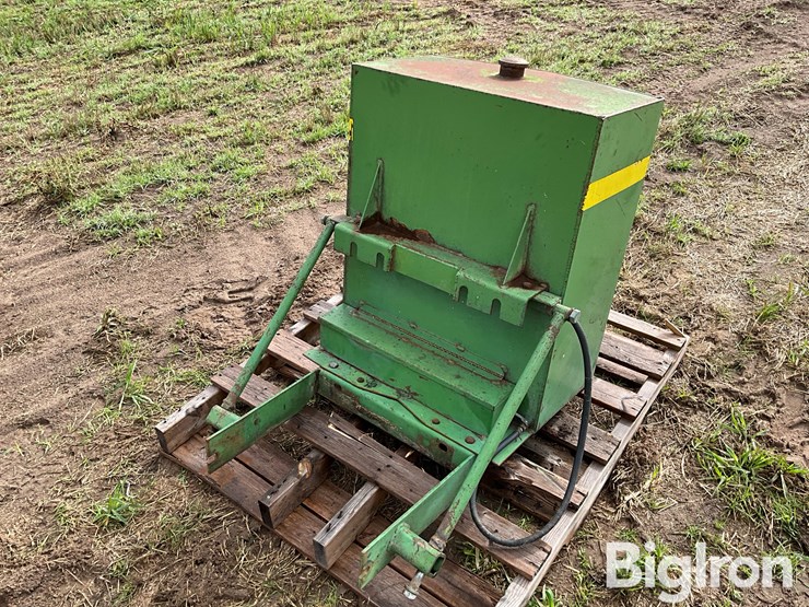 john-deere-tractor-auxiliary-fuel-tank-image-5