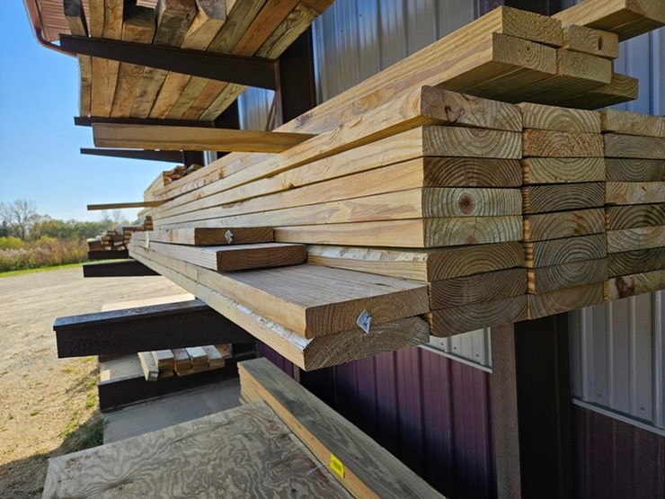 #9270-•-assorted-treated-lumber-image-5