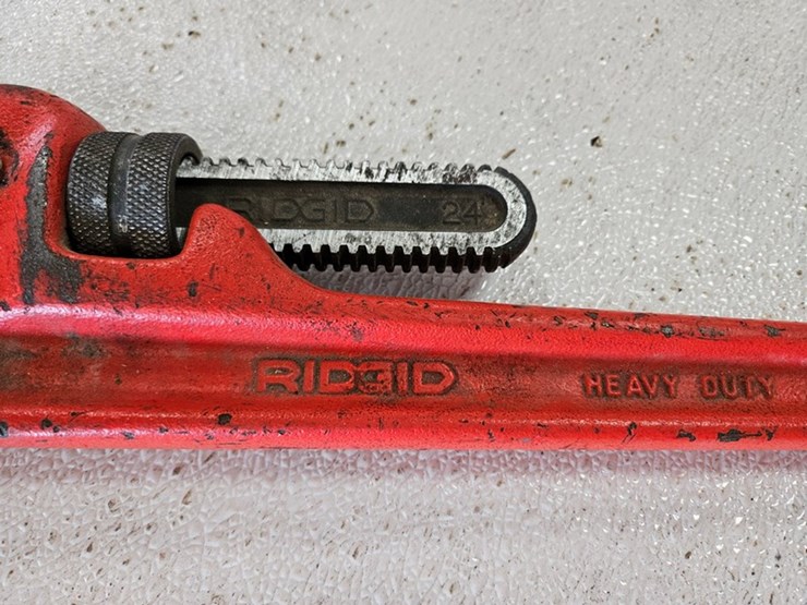 #9295-•-rigid-24"-pipe-wrench-image-4