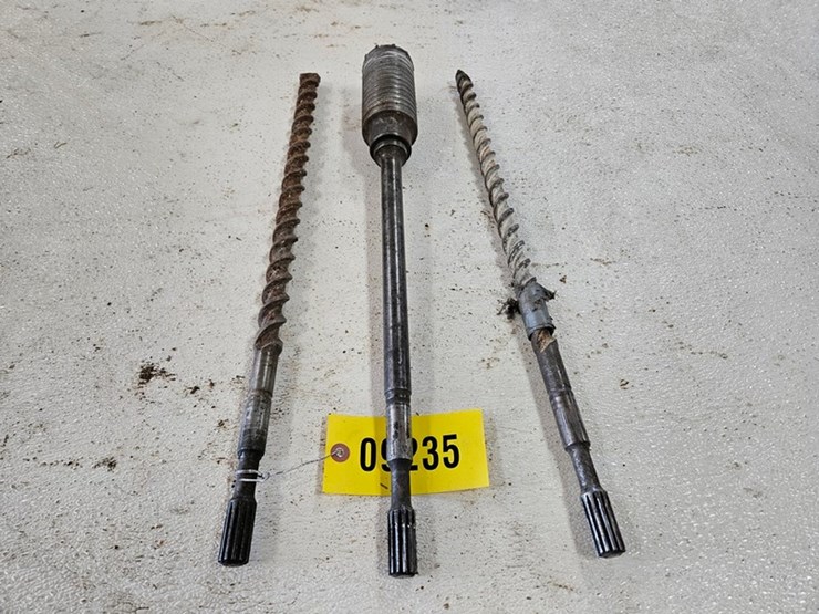 #9235-•-box-of-hammer-drill-bits-image-1