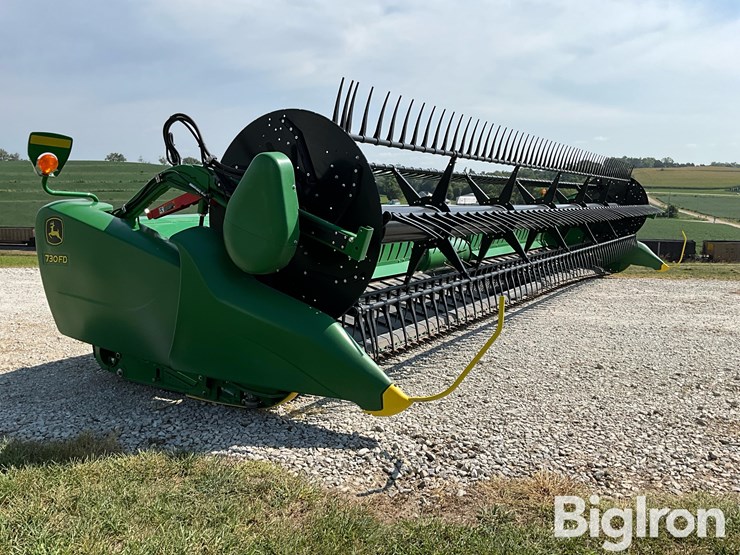 2020-john-deere-730fd-“hydraflex”-draper-header-image-3
