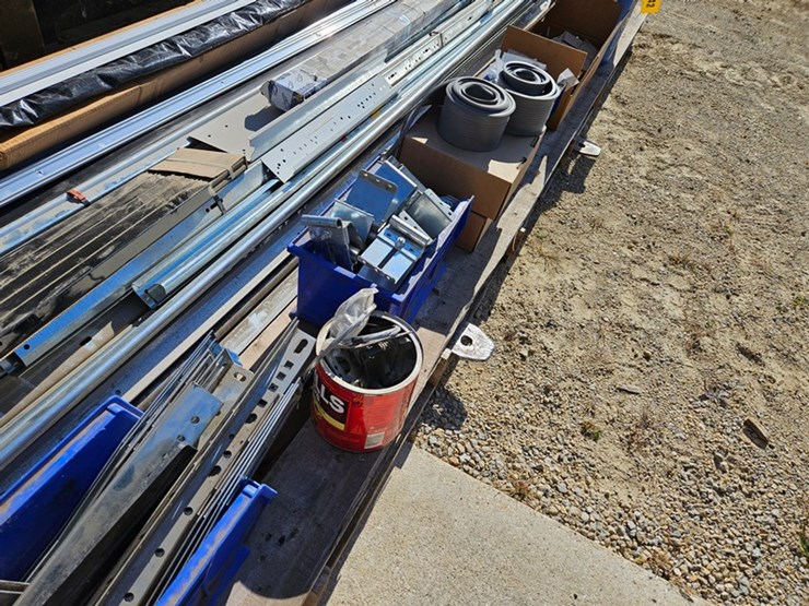 #9242-•-pallet-of-garage-door-parts-image-11