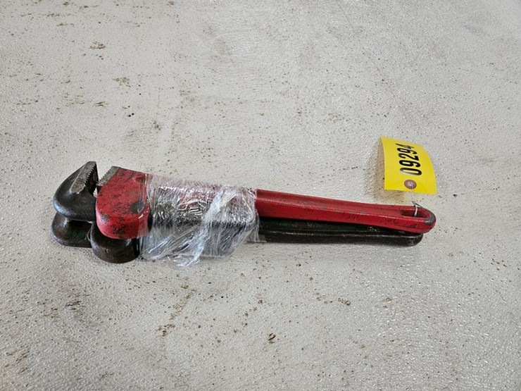 #9294-•-(2)-18"-pipe-wrenches-image-3