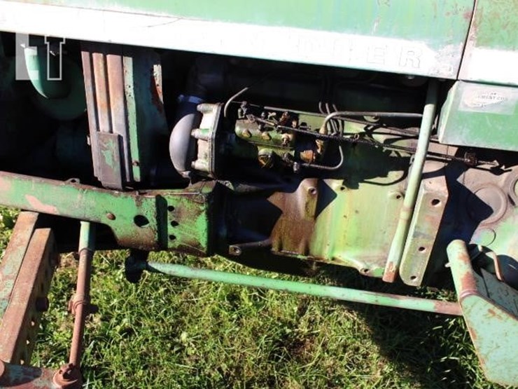 john-deere-2240-image-10