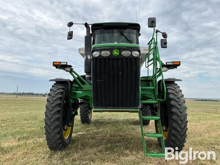 2008-john-deere-4930-self-propelled-dry-fertilizer-spreader-image-2