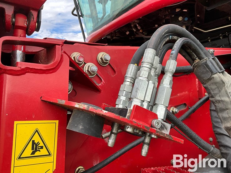 2013-case-8230-afs-2wd-combine-image-20