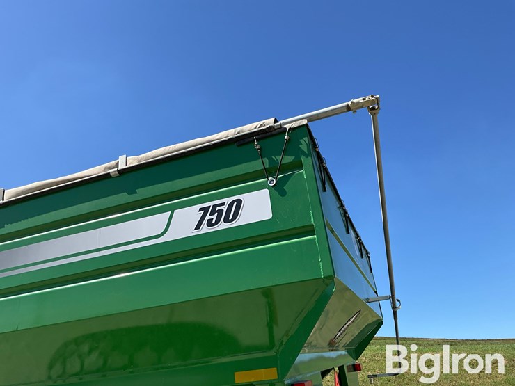 2014-j&m-750-18-grain-cart-image-18
