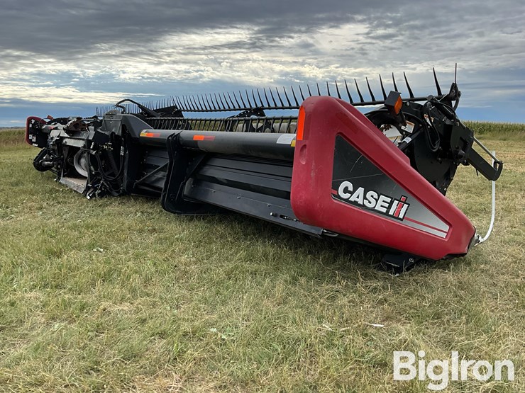 2011-case-2162-40’-flex-draper-header-image-5