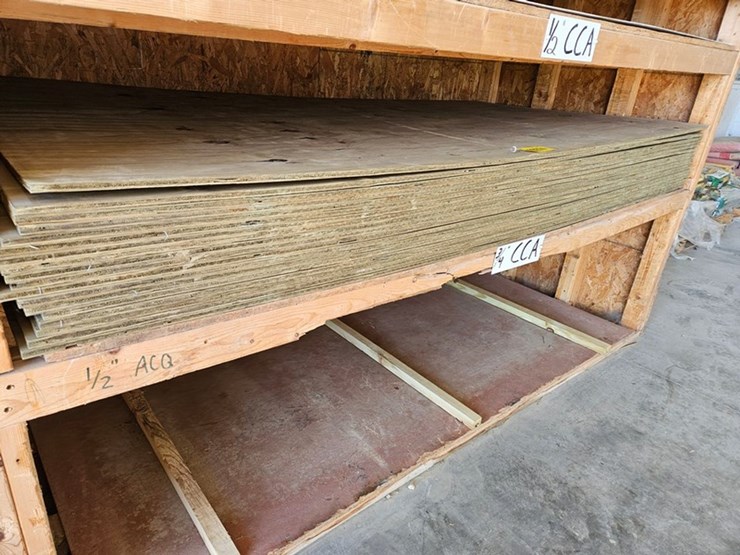 #9274-•-(18)-4'x8'-treated-1/2"-plywood-image-2
