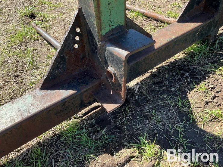 three-bale-spear-loader-attachment-image-10
