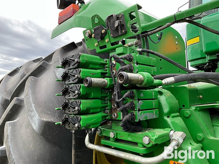 2010-john-deere-9330-4wd-tractor-image-15