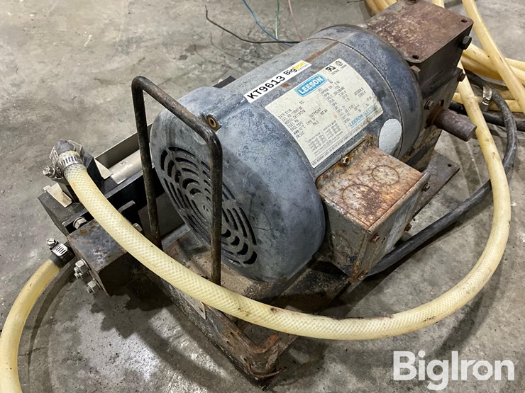 john-blue-21630-100gph-chemigation-pump-image-10