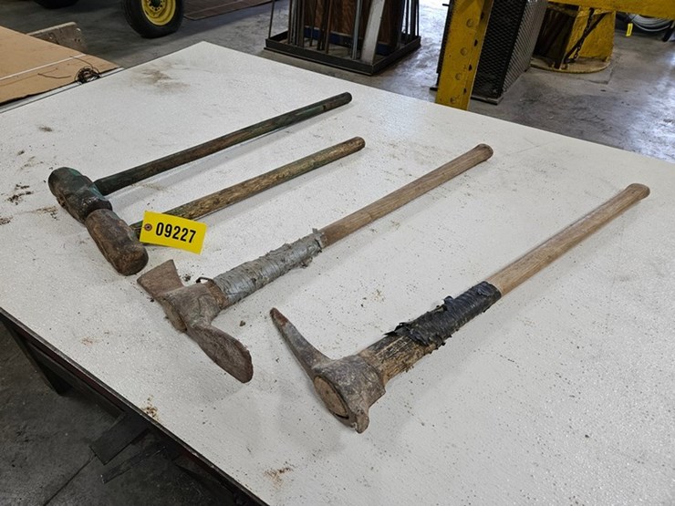 #9227-•-rack-of-mauls-and-pick-axes-image-1