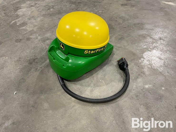 john-deere-starfire-3000-gps-receiver-image-1