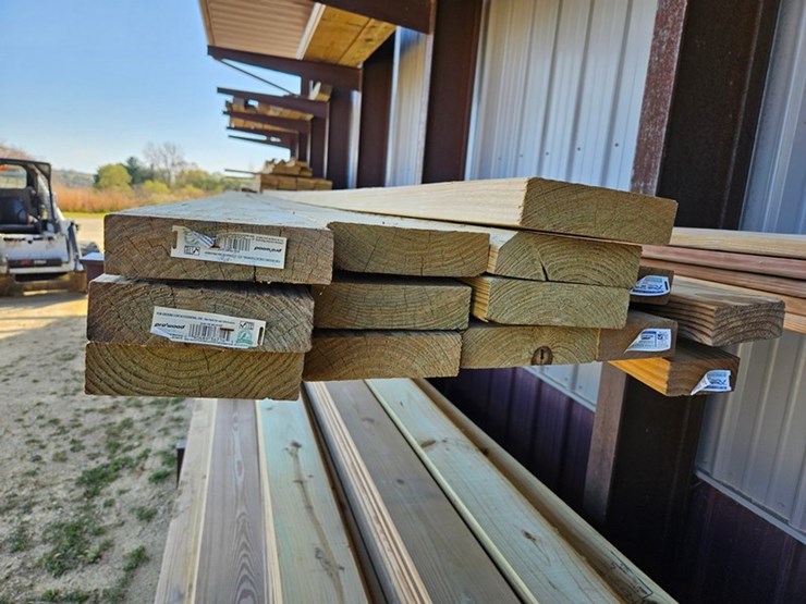 #9266-•-assorted-treated-lumber-image-5