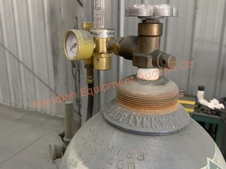 miller-shop-master-300-ac/dc-welder-image-23