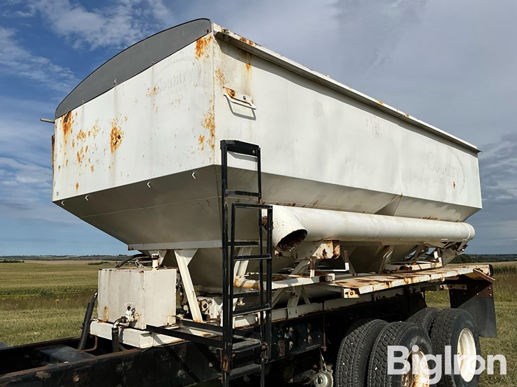 2001-international-5600i-t/a-fertilizer-tender-truck-image-13