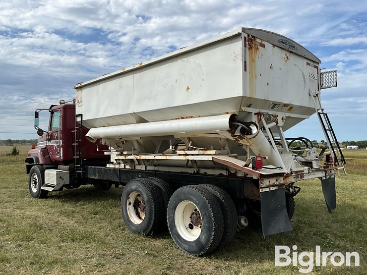 2001-international-5600i-t/a-fertilizer-tender-truck-image-7