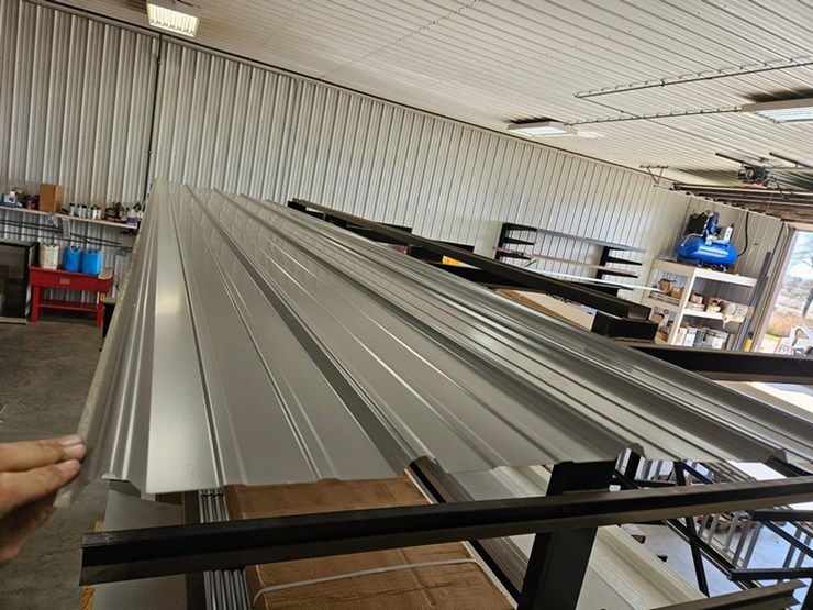 #9246-•-(4)-misc-length-galvanized-corrugated-steel-sheets-image-13