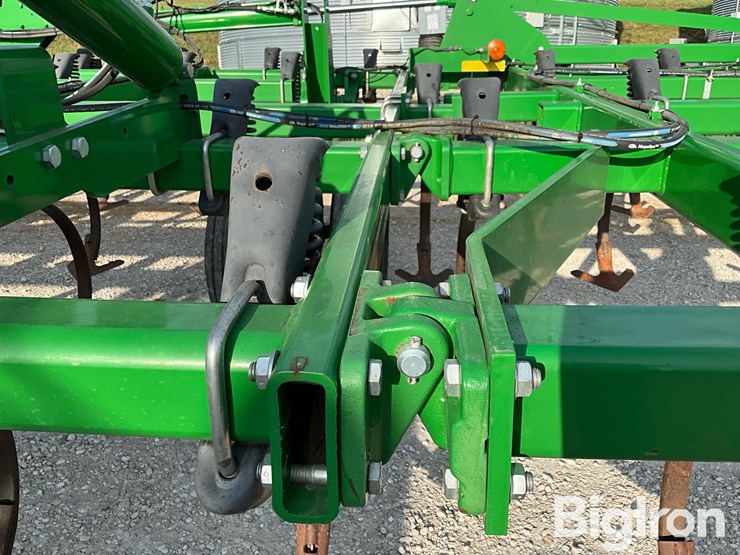 2016-john-deere-2210l-45’-field-cultivator-image-12