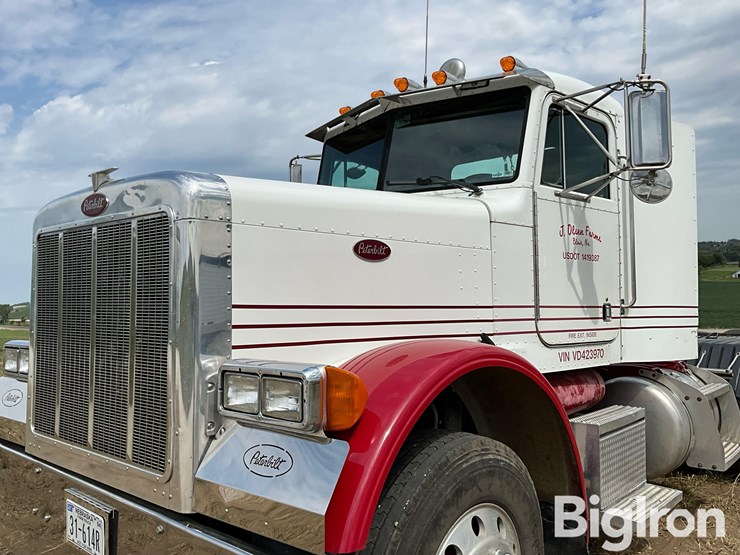 1997-peterbilt-379-t/a-truck-tractor-image-9