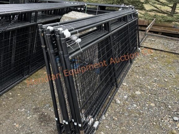 1--14'-mesh-farm-gate-image-6
