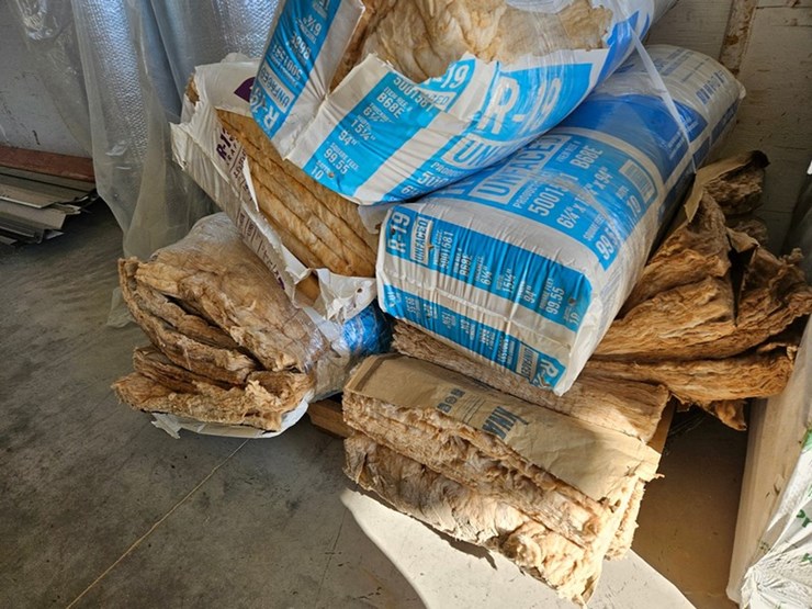 #9281-•-pallet-of-assorted-insulation-image-4