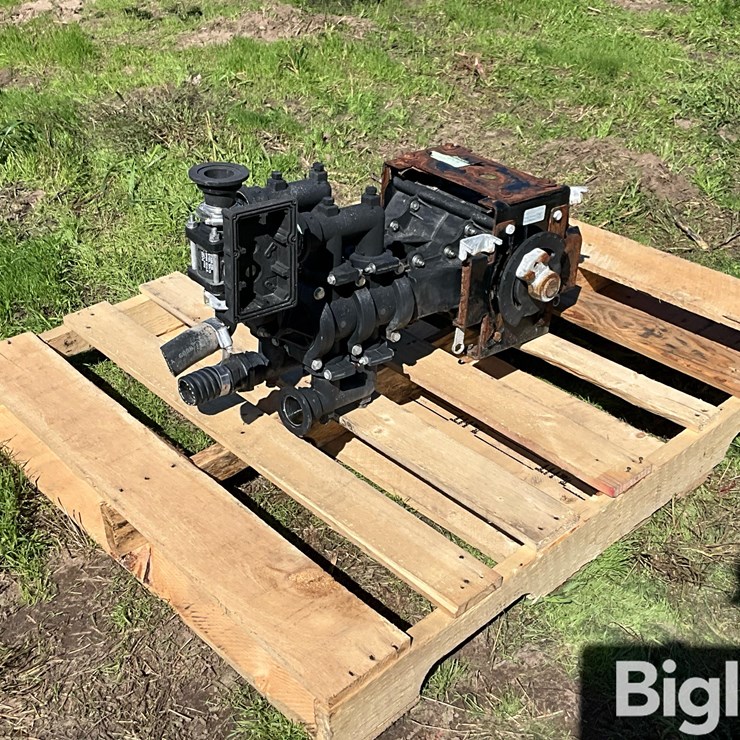 Demco Lil’ Thumper Double Fertilizer Piston Pump