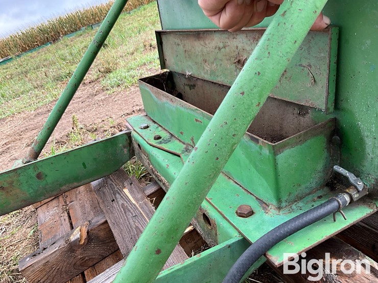 john-deere-tractor-auxiliary-fuel-tank-image-13