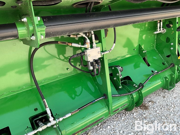 2020-john-deere-730fd-“hydraflex”-draper-header-image-17