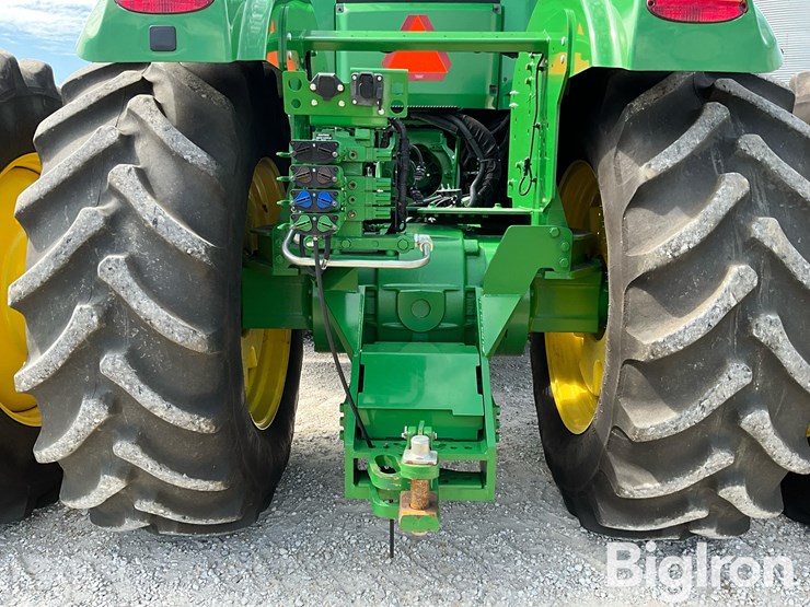 2013-john-deere-9360r-4wd-tractor-image-11