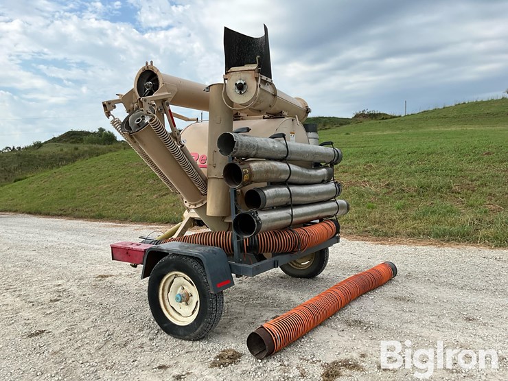rem-1026b-grain-vac-image-7