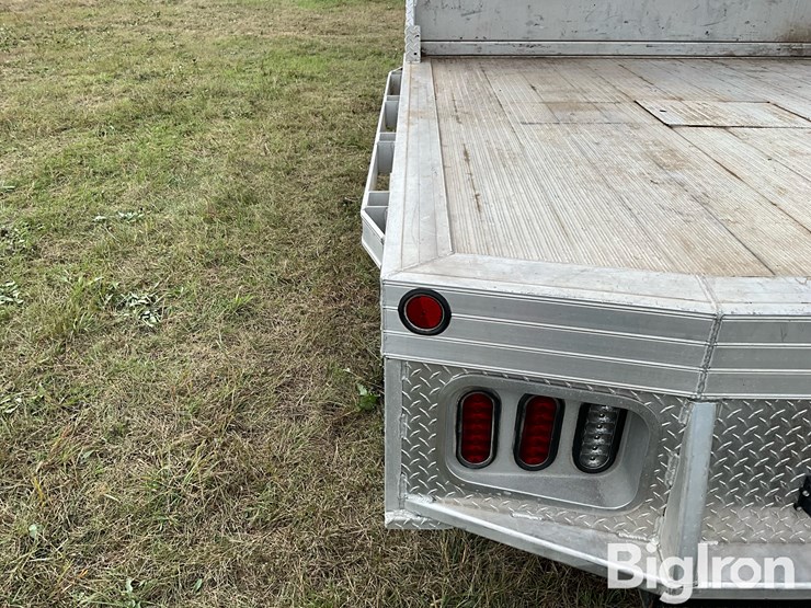2006-chevrolet-silverado-2500hd-4x4-diesel-pickup-w/flatbed-image-18