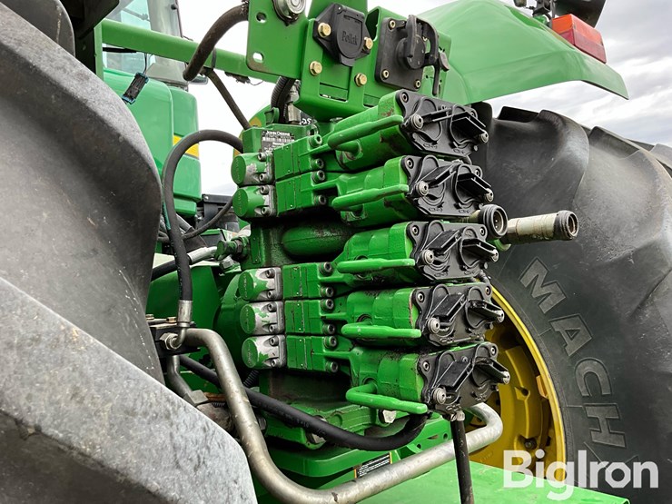 2010-john-deere-9330-4wd-tractor-image-17