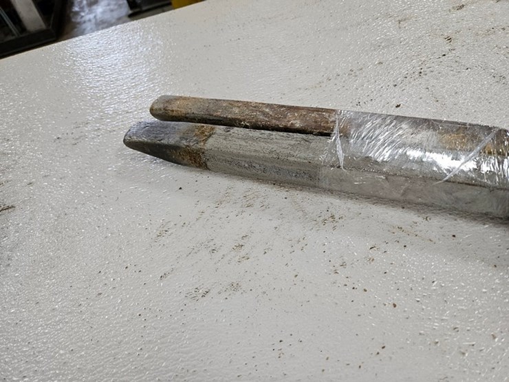 #9204-•-(2)-5'-chisel-point-diggers-image-7