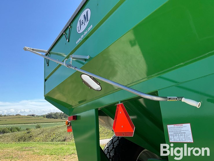 2014-j&m-750-18-grain-cart-image-17