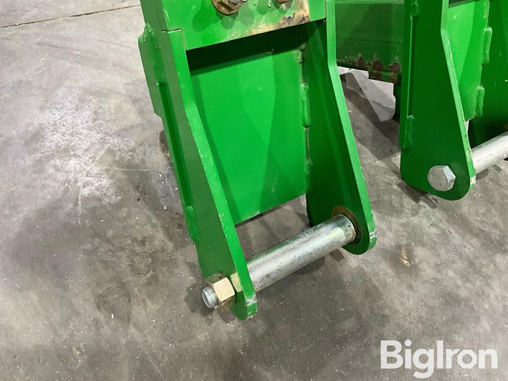 john-deere-planter-weight-brackets-image-8