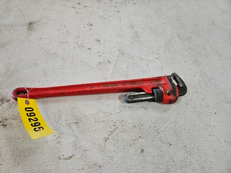 #9295-•-rigid-24"-pipe-wrench-image-3
