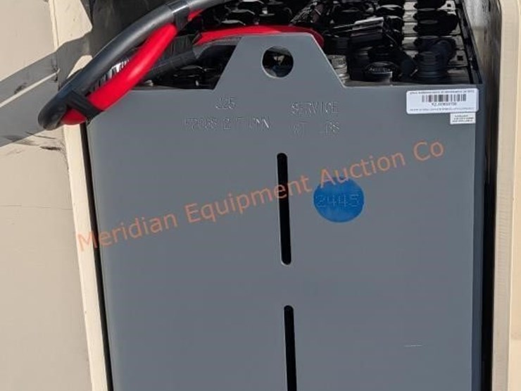 crown-rc5535-35-stand-up-forklift-image-10